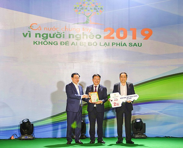 Vietcombank – Ngân hàng luôn Tâm huyết với công tác An sinh xã hội và hỗ trợ cộng đồng vietcombank ngan hang luon tam huyet voi cong tac an sinh xa hoi va ho tro cong dong