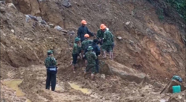 Thêm một thi thể công nhân thủy điện Rào Trăng 3 được tìm thấy them mot thi the cong nhan thuy dien rao trang 3 duoc tim thay