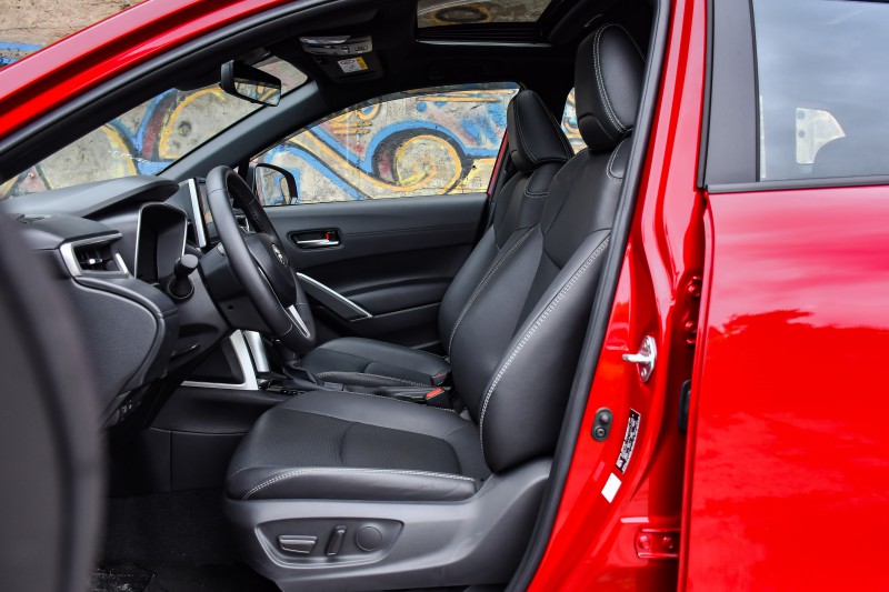 Đánh giá Toyota Corolla Cross ảnh 18 Danh gia Toyota Corolla Cross anh 18