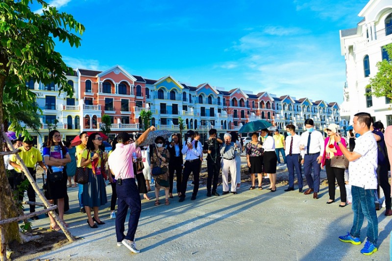 Grand World Phú Quốc thu hút hơn 700 nhà đầu tư trải nghiệm trước ngày ra mắt grand world phu quoc thu hut hon 700 nha dau tu trai nghiem truoc ngay ra mat