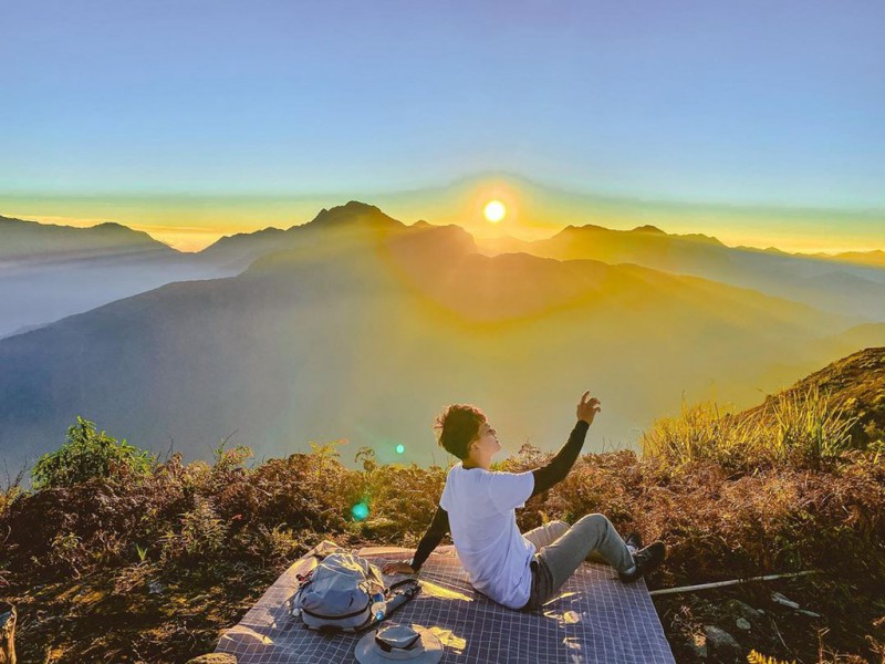 đỉnh Lảo Thẩn ảnh 3 dinh Lao Than anh 3