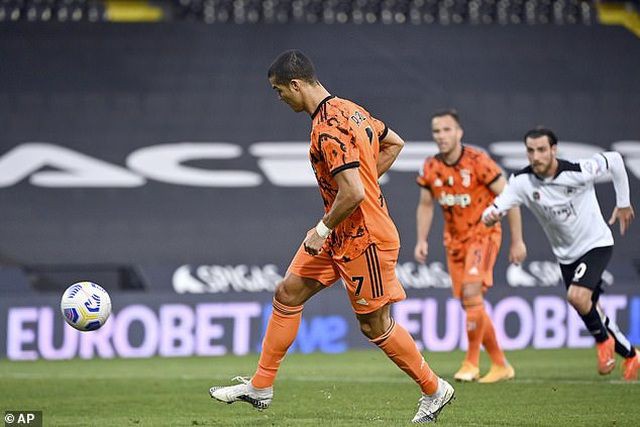 Sự trở lại của C.Ronaldo giúp Juventus tự tin trước cuộc đấu Ferencvaros. Bảng G UEFA Champions League: Barcelona tăng tốc, Juventus chờ hiệu ứng từ Ronaldo