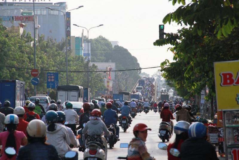 Nên đi tập tại phòng Gym hay mua máy để luyện tập ở nhà? Nên đi tập tại phòng Gym hay mua máy để luyện tập ở nhà?