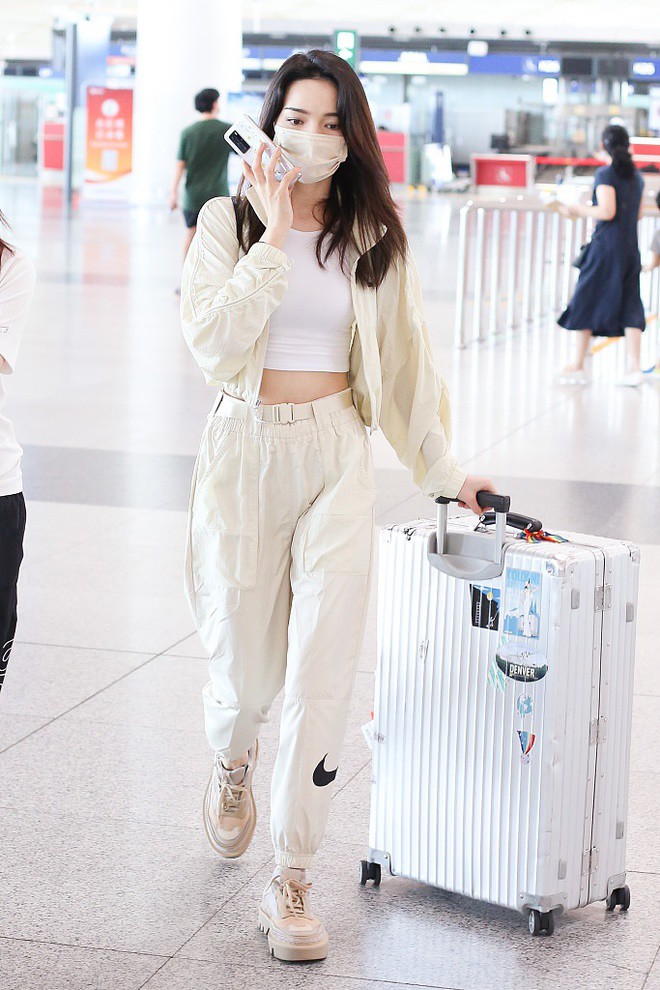 sao mac do the thao xau anh 9