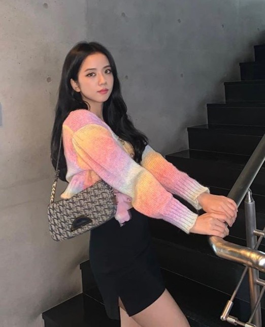 mốt mặc áo len đổi màu ảnh 4 mot mac ao len doi mau anh 4