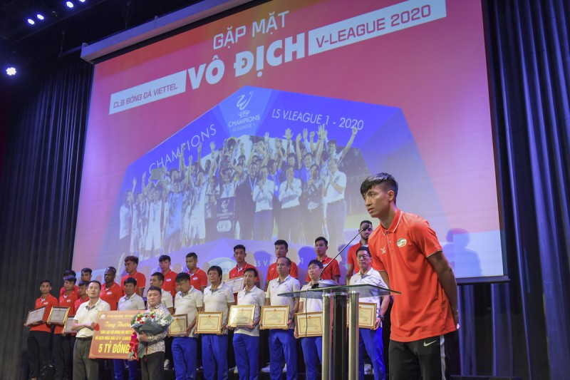 Thể thao - Tổng Giám đốc tập đoàn Viettel: 'Làm bóng đá phải có triết lý' (Hình 4).