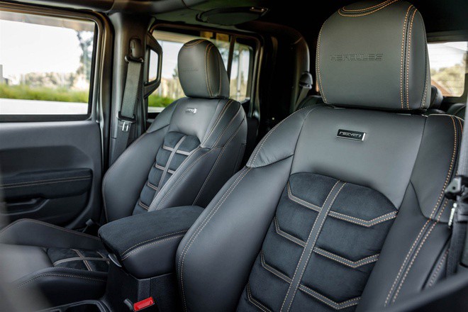 Rezvani Hercules 6×6 có giá bán gần nửa triệu USD ảnh 17 Rezvani Hercules 6×6 co gia ban gan nua trieu USD anh 17