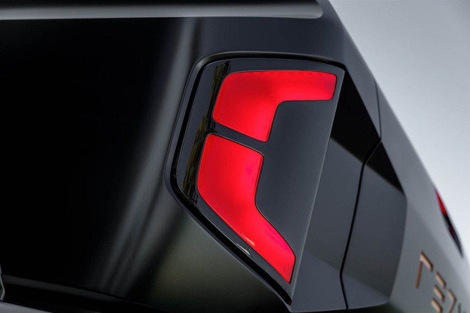 Rezvani Hercules 6×6 có giá bán gần nửa triệu USD ảnh 11 Rezvani Hercules 6×6 co gia ban gan nua trieu USD anh 11