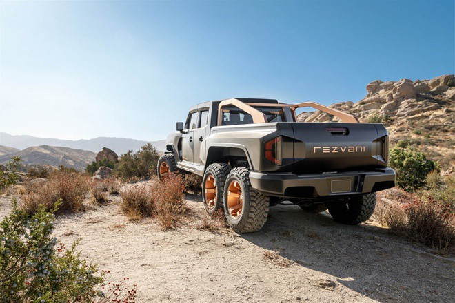 Rezvani Hercules 6×6 có giá bán gần nửa triệu USD ảnh 3 Rezvani Hercules 6×6 co gia ban gan nua trieu USD anh 3